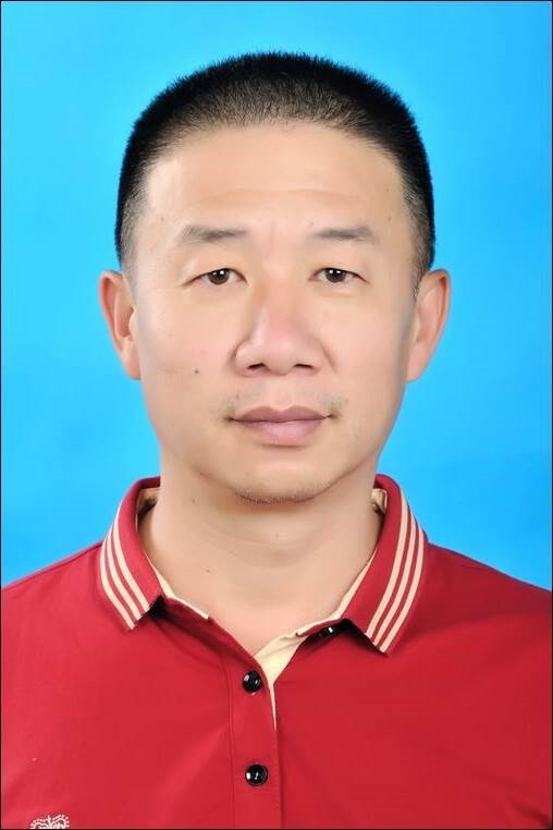 做爱三级片